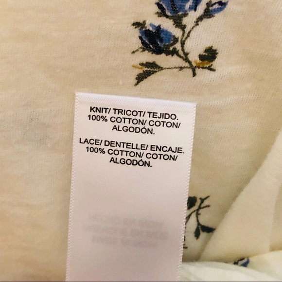 NWT Lucky Brand Cream Floral V Neck Ruffle Blouse Size Medium - Picture 8 of 9